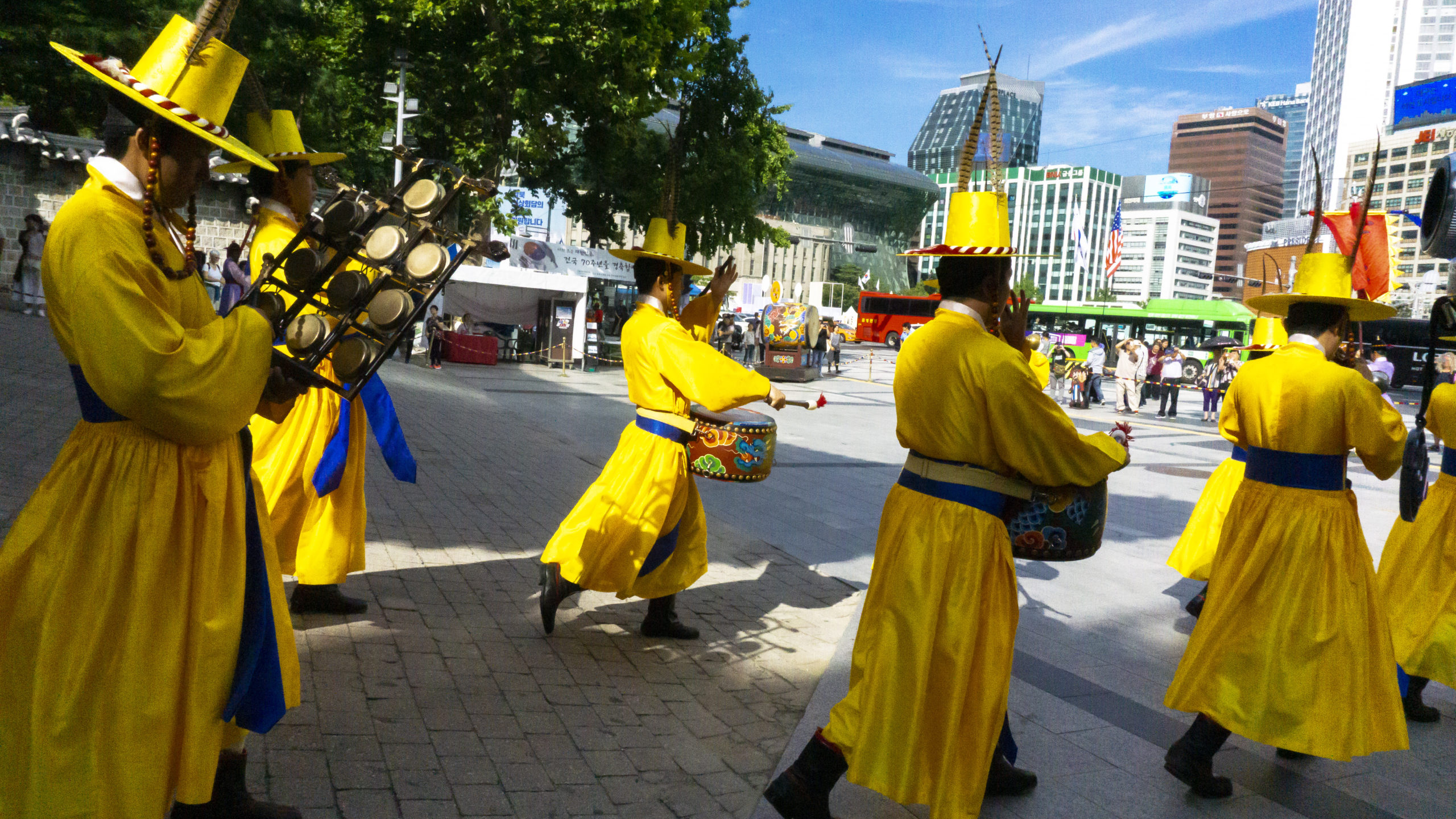 Photography - Royal Guard of Deoksugung Palace in Seoul, Korea